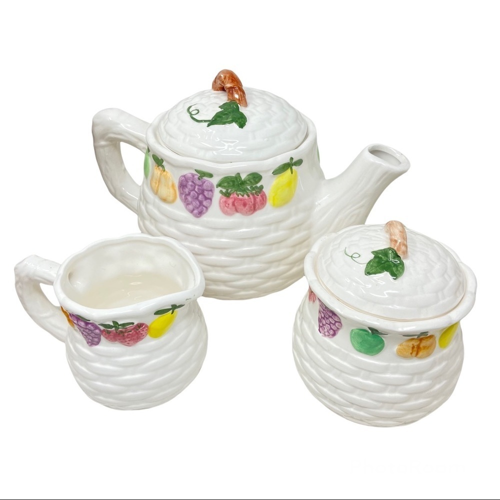 Vintage Tea Pot | Creamer | Sugar Bowl Set